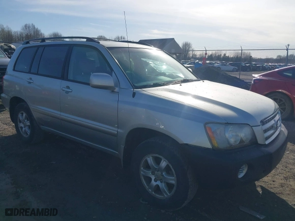 2003 Toyota Highlander with VIN JTEHF21A030157807, listed as a IAAI auction lot 41822036 with 253,295 mi miles. Bid and sale history available at carsss.com. Image 1.