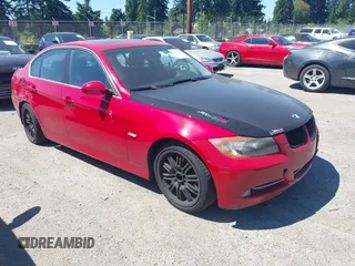 2007 BMW 3 Series 335i с VIN WBAVB73537KY61443, выставлен на аукционе IAAI как лот 42750669 с пробегом 172 077 миль миль и . История ставок и продаж доступна на DreamBid. Изображение 1.