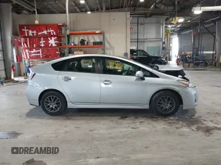2010 Toyota Prius II with VIN JTDKN3DU1A0135594, listed as a IAAI auction lot 41940822 with 206,410 mi miles. Bid and sale history available at carsss.com. Image 13.