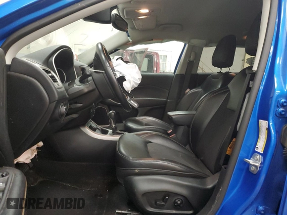 2019 Jeep Compass Latitude with VIN 3C4NJDBBXKT792396, listed as a Copart auction lot 53623435 with 84,473 mi miles and Salvage title. Bid and sale history available at DreamBid. Image 7.