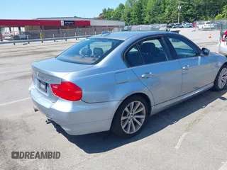2011 BMW 3 Series 328i xDrive with VIN WBAPK7C57BA971290, listed as a IAAI auction lot 42559588 with 157,477 mi miles and . Bid and sale history available at DreamBid. Image 4.