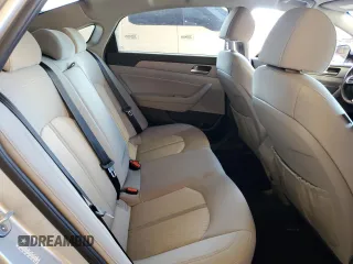 2018 Hyundai Sonata Hybrid SE with VIN KMHE24L34JA083114, listed as a Copart auction lot 37716384 with Not Provided miles. Bid and sale history available at carsss.com. Image 10.