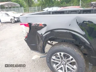 2022 Ford F-150 XL с VIN 1FTEW1CP8NFB78472, выставлен на аукционе IAAI как лот 42352854 с пробегом 127 466 миль миль и . История ставок и продаж доступна на DreamBid. Изображение 18.