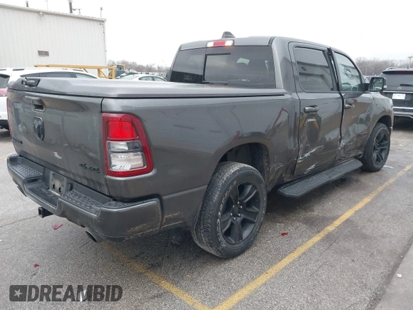 2022 Ram 1500 Big Horn with VIN 1C6SRFFT9NN247540, listed as a IAAI auction lot 41169742 with 32,425 mi miles. Bid and sale history available at carsss.com. Image 4.
