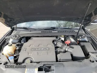 2017 Lincoln Continental Premiere с VIN 1LN6L9PK6H5624585, выставлен на аукционе Copart как лот 54714185 с пробегом 144 487 миль миль и Списание • Salvage title. История ставок и продаж доступна на DreamBid. Изображение 11.