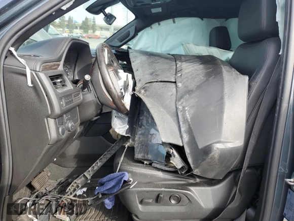 2021 Chevrolet Suburban LT with VIN 1GNSCCKD7MR236770, listed as a Copart auction lot 57392995 with 80,845 mi miles and Salvage title. Bid and sale history available at DreamBid. Image 7.