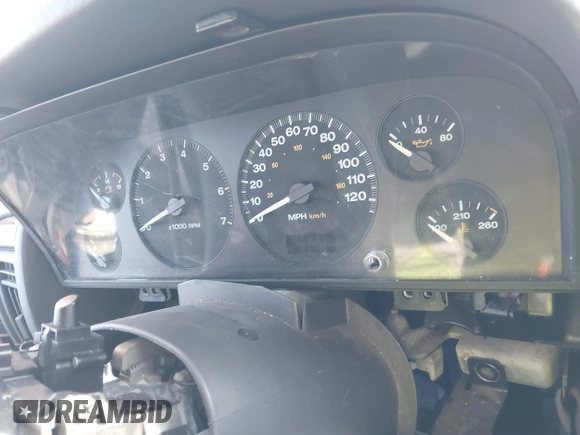 2000 Jeep Grand Cherokee Limited with VIN 1J4GW58N4YC271335, listed as a IAAI auction lot 41046412 with Not provided miles and . Bid and sale history available at DreamBid. Image 7.