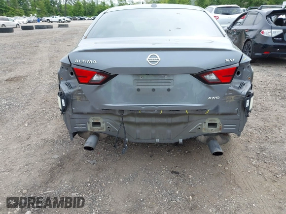 2020 Nissan Altima SV z VIN 1N4BL4DWXLC172566, wystawiony jako IAAI lot #42359457 z przebiegiem 122 856 mil mil oraz . Historia ofert i sprzedaży dostępna na DreamBid. Obrazek 6.