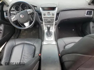 2011 Cadillac CTS z VIN 1G6DA5EY6B0147617, wystawiony jako Copart lot #57626525 z przebiegiem 52 626 mil mil oraz Szkoda całkowita • Salvage title. Historia ofert i sprzedaży dostępna na DreamBid. Obrazek 8.