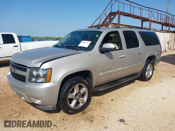 2007 Chevrolet Suburban LTZ with VIN 3GNFC16007G143249, listed as a IAAI auction lot 42097911 with 212,899 mi miles. Bid and sale history available at carsss.com. Image 2.