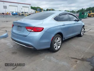 2015 Chrysler 200 Limited z VIN 1C3CCCAB9FN671625, wystawiony jako IAAI lot #42377446 z przebiegiem 167 714 mil mil oraz . Historia ofert i sprzedaży dostępna na DreamBid. Obrazek 4.