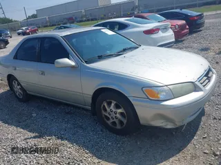 2001 Toyota Camry CE with VIN 4T1BG22K11U805882, listed as a IAAI auction lot 42576999 with 300,777 mi miles and . Bid and sale history available at DreamBid. Image 1.