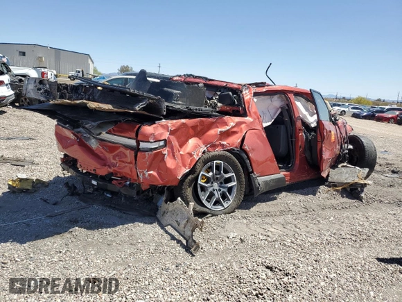 2023 Rivian R1T Adventure z VIN 7FCTGAAA7PN021988, wystawiony jako Copart lot #47435875 z przebiegiem Nie podano mil oraz Szkoda całkowita • Salvage title. Historia ofert i sprzedaży dostępna na DreamBid. Obrazek 3.