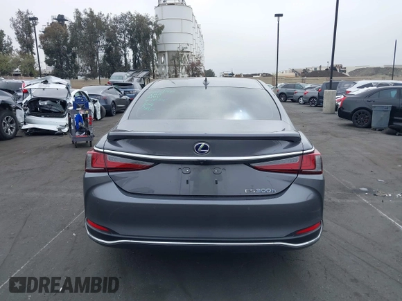 2021 Lexus ES 300h with VIN 58ADA1C12MU004997, listed as a IAAI auction lot 42131827 with 38,238 mi miles and . Bid and sale history available at DreamBid. Image 17.