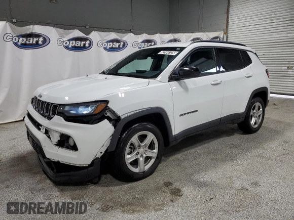 2023 Jeep Compass Latitude with VIN 3C4NJDBN4PT552987, listed as a Copart auction lot 62594125 with 68,241 mi miles and Clean title. Bid and sale history available at DreamBid. Image 1.