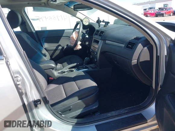2012 Ford Fusion SE with VIN 3FAHP0HA9CR210330, listed as a IAAI auction lot 41988499 with 165,395 mi miles and . Bid and sale history available at DreamBid. Image 5.
