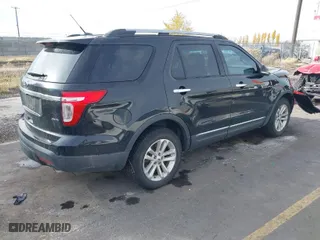 2013 Ford Explorer XLT with VIN 1FM5K8D88DGC61545, listed as a IAAI auction lot 40848629 with 175,687 mi miles. Bid and sale history available at carsss.com. Image 4.