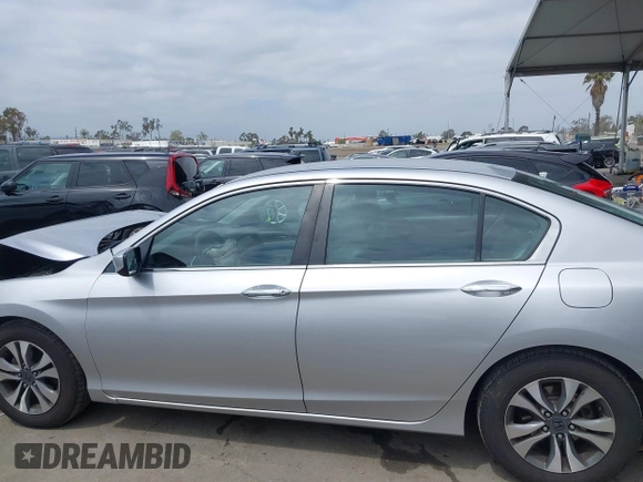 2013 Honda Accord LX z VIN 1HGCR2F37DA111100, wystawiony jako IAAI lot #42189226 z przebiegiem 139 441 mil mil oraz . Historia ofert i sprzedaży dostępna na DreamBid. Obrazek 15.