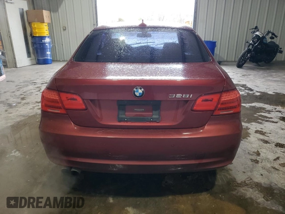 2013 BMW 3 Series 328i with VIN WBAKE3C50DE771888, listed as a Copart auction lot 44999685 with 201,506 mi miles and Salvage Title. Bid and sale history available at DreamBid. Image 6.