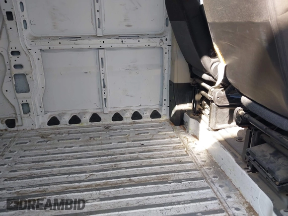 2020 Ram ProMaster Cargo with VIN 3C6TRVBG6LE114033, listed as a IAAI auction lot 41785590 with 116,981 mi miles and . Bid and sale history available at DreamBid. Image 8.