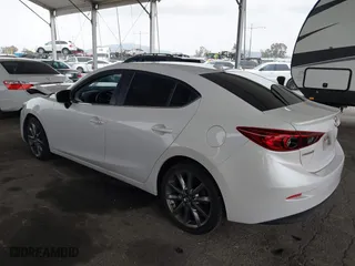 2018 Mazda Mazda3 4-Door Touring with VIN 3MZBN1V38JM238516, listed as a IAAI auction lot 41895686 with 190,914 mi miles. Bid and sale history available at carsss.com. Image 3.