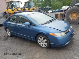 2008 Honda Civic LX z VIN 2HGFA16578H508975, wystawiony jako IAAI lot #42281442 z przebiegiem 140 982 mil mil oraz . Historia ofert i sprzedaży dostępna na DreamBid. Obrazek 1.