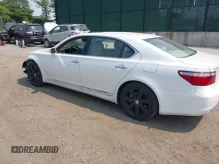2008 Lexus LS 600h L with VIN JTHDU46F385005344, listed as a IAAI auction lot 42415220 with 109,971 mi miles and . Bid and sale history available at DreamBid. Image 3.
