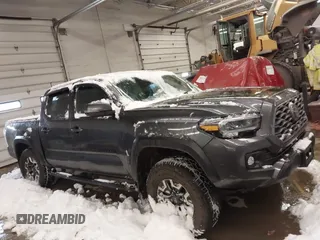 2023 Toyota Tacoma 4WD SR with VIN 3TMCZ5AN4PM625017, listed as a IAAI auction lot 41207111 with 38,582 mi miles. Bid and sale history available at carsss.com. Image 14.