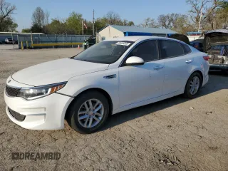 2016 Kia Optima LX z VIN 5XXGT4L3XGG031946, wystawiony jako Copart lot #50658835 z przebiegiem 125 449 mil mil oraz Szkoda całkowita • Salvage title. Historia ofert i sprzedaży dostępna na DreamBid. Obrazek 1.