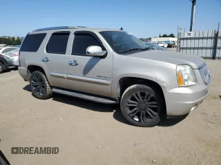 2007 GMC Yukon Denali z VIN 1GKFK63847J206777, wystawiony jako Copart lot #58755735 z przebiegiem 176 237 mil mil oraz Szkoda całkowita • Salvage title. Historia ofert i sprzedaży dostępna na DreamBid. Obrazek 4.