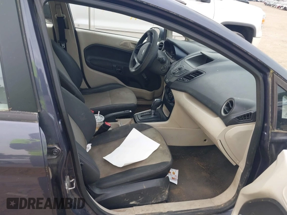 2013 Ford Fiesta S с VIN 3FADP4TJ3DM164974, выставлен на аукционе IAAI как лот 42448979 с пробегом 95 560 миль миль и . История ставок и продаж доступна на DreamBid. Изображение 5.