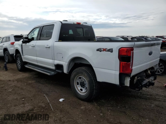 2023 Ford F-250 XL with VIN 1FT8W2BNXPEC08650, listed as a Copart auction lot 53911005 with 31,284 mi miles and Clean Title. Bid and sale history available at DreamBid. Image 2.