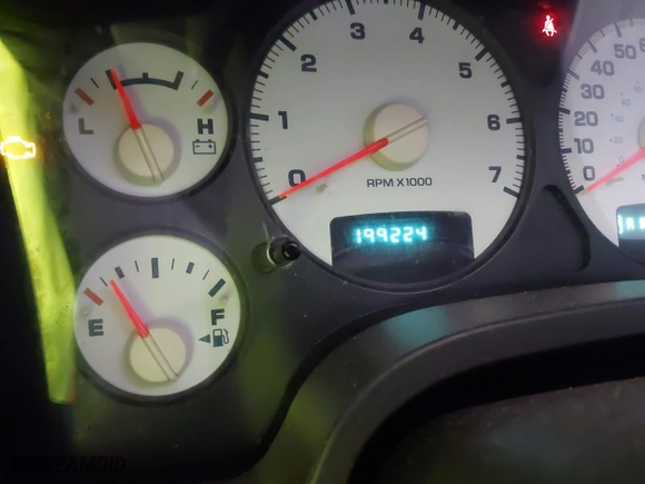 2005 Dodge Ram 1500 ST with VIN 1D7HU18NX5S119074, listed as a IAAI auction lot 41981492 with 199,224 mi miles. Bid and sale history available at carsss.com. Image 7.