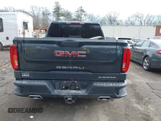 2020 GMC Sierra 1500 Denali with VIN 3GTU9FET7LG224315, listed as a IAAI auction lot 41693861 with 124,716 mi miles and . Bid and sale history available at DreamBid. Image 16.