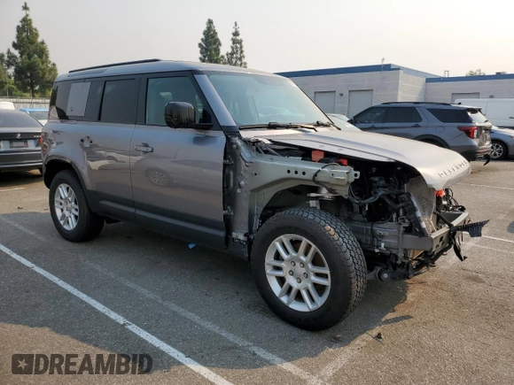 2020 Land Rover Defender S with VIN SALEJEEX5L2015665, listed as a Copart auction lot 70251754 with 27,381 mi miles and Salvage title. Bid and sale history available at DreamBid. Image 4.