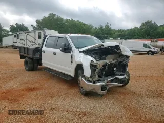 2017 Ford F-350 Lariat z VIN 1FD8W3G63HEE73995, wystawiony jako Copart lot #60894845 z przebiegiem 147 429 mil mil oraz Szkoda całkowita • Salvage title. Historia ofert i sprzedaży dostępna na DreamBid. Obrazek 13.
