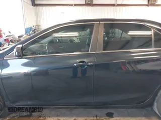 2015 Toyota Camry LE z VIN 4T1BD1FKXFU148407, wystawiony jako IAAI lot #42067901 z przebiegiem 163 740 mil mil oraz . Historia ofert i sprzedaży dostępna na DreamBid. Obrazek 14.