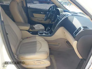 2010 GMC Acadia SLT2 z VIN 1GKLRNEDXAJ264998, wystawiony jako IAAI lot #42283547 z przebiegiem 178 810 mil mil oraz . Historia ofert i sprzedaży dostępna na DreamBid. Obrazek 5.