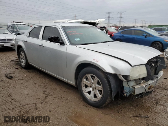 2007 Chrysler 300 Touring with VIN 2C3KA53G67H859650, listed as a Copart auction lot 47525825 with 196,318 mi miles and Salvage Title. Bid and sale history available at carsss.com. Image 4.