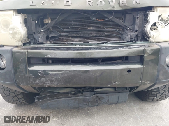 2007 Land Rover LR3 SE z VIN SALAE25417A423857, wystawiony jako IAAI lot #41988957 z przebiegiem 126 650 mil mil oraz . Historia ofert i sprzedaży dostępna na DreamBid. Obrazek 6.