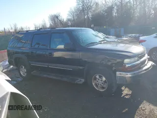 2002 Chevrolet Suburban Z71 with VIN 3GNFK16Z42G199561, listed as a IAAI auction lot 41442707 with 229,823 mi miles. Bid and sale history available at carsss.com. Image 14.