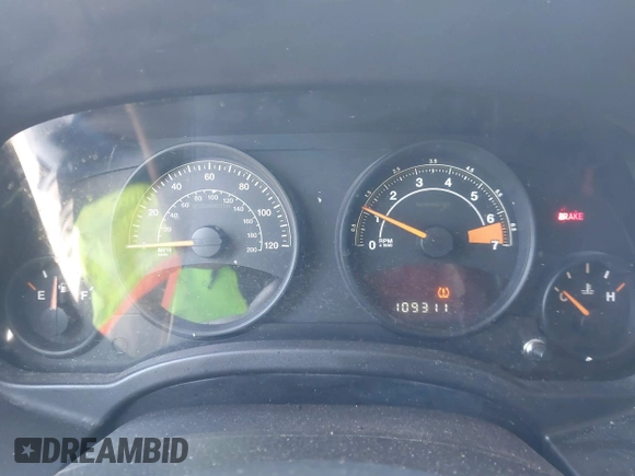 2014 Jeep Patriot Sport with VIN 1C4NJRBB7ED898442, listed as a IAAI auction lot 42020852 with 109,311 mi miles. Bid and sale history available at carsss.com. Image 7.