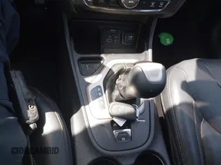 2016 Jeep Cherokee High Altitude with VIN 1C4PJLDB0GW249558, listed as a IAAI auction lot 41851549 with 128,638 mi miles. Bid and sale history available at carsss.com. Image 11.