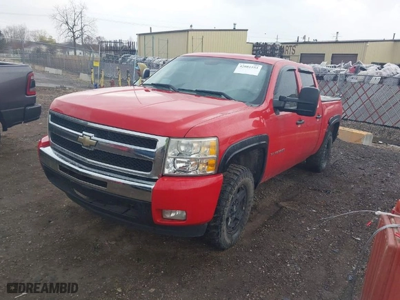 2010 Chevrolet Silverado 1500 LT with VIN 3GCRKSE38AG208706, listed as a IAAI auction lot 42081553 with 179,371 mi miles. Bid and sale history available at carsss.com. Image 2.