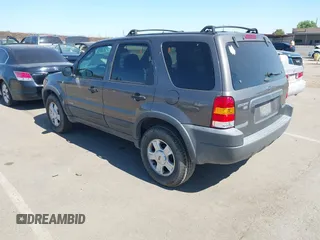 2002 Ford Escape XLT Choice с VIN 1FMYU03132KB02925, выставлен на аукционе IAAI как лот 42686731 с пробегом 171 171 миль миль и . История ставок и продаж доступна на DreamBid. Изображение 3.