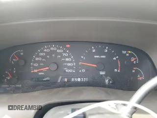 2004 Ford Excursion Eddie Bauer z VIN 1FMSU45P54EA29671, wystawiony jako Copart lot #58798175 z przebiegiem 261 558 mil mil oraz Czysty tytuł • Clean title. Historia ofert i sprzedaży dostępna na DreamBid. Obrazek 9.