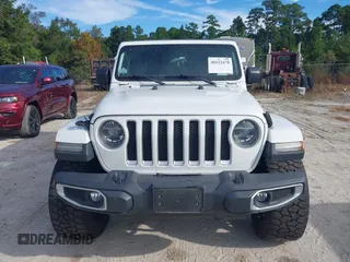 2018 Jeep Wrangler Unlimited Sahara z VIN 1C4HJXEG4JW220092, wystawiony jako IAAI lot #40522478 z przebiegiem 90 529 mil mil oraz . Historia ofert i sprzedaży dostępna na DreamBid. Obrazek 12.