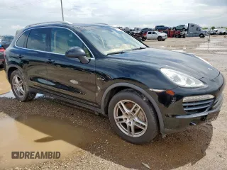 2013 Porsche Cayenne S Hybrid с VIN WP1AE2A20DLA14095, выставлен на аукционе Copart как лот 64215625 с пробегом 148 286 миль миль и Списание • Salvage title. История ставок и продаж доступна на DreamBid. Изображение 4.