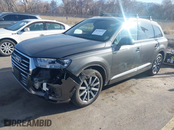 2018 Audi Q7 Premium Plus with VIN WA1LHAF78JD033266, listed as a IAAI auction lot 41749357 with 117,465 mi miles. Bid and sale history available at carsss.com. Image 18.