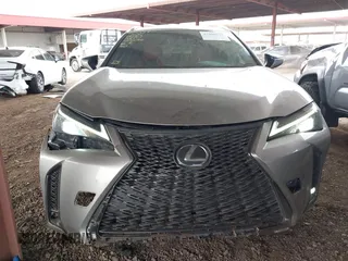2019 Lexus UX 200 with VIN JTHY3JBH8K2014690, listed as a IAAI auction lot 41809617 with 51,849 mi miles and . Bid and sale history available at DreamBid. Image 6.